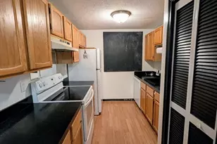 182 Heritage Dr, Northbridge, MA 01588 - Photo 7