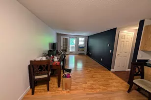 182 Heritage Dr, Northbridge, MA 01588 - Photo 3