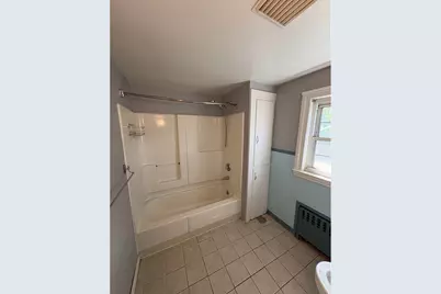 485 Central Street, Leominster, MA 01453 - Photo 21