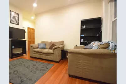 191 Winthrop Rd #4, Brookline, MA 02445 - Photo 5