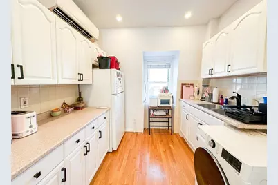 4 Viking St. #2, Boston, MA 02127 - Photo 5