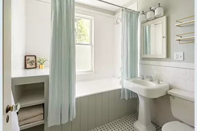 115 Baldwin St, Boston, MA 02129 - Photo 19