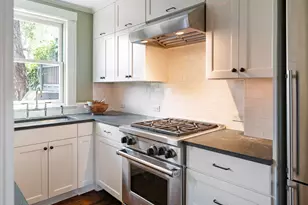 115 Baldwin St, Boston, MA 02129 - Photo 9