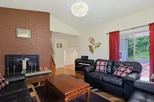17 Churchill Rd, Winchester, MA 01890 - Photo 5