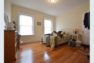 191 Winthrop Rd #3, Brookline, MA 02445 - Photo 5