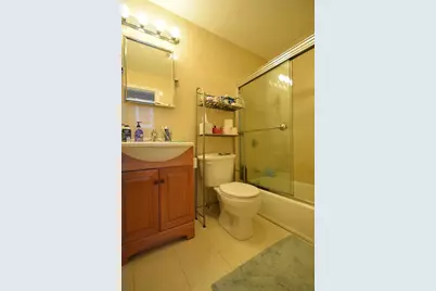 191 Winthrop Rd #3, Brookline, MA 02445 - Photo 11