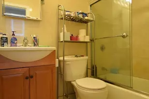 191 Winthrop Rd, Brookline, MA 02445 - Photo 11