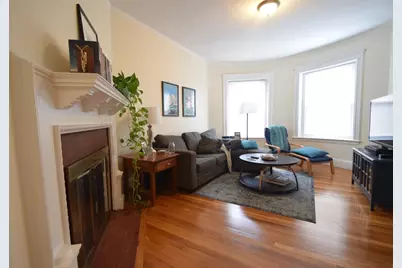 191 Winthrop Rd #3, Brookline, MA 02445 - Photo 1