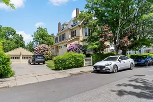 216 Prospect St, Fall River, MA 02720 - Photo 3