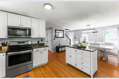 132 Pine St, East Bridgewater, MA 02333 - Photo 19