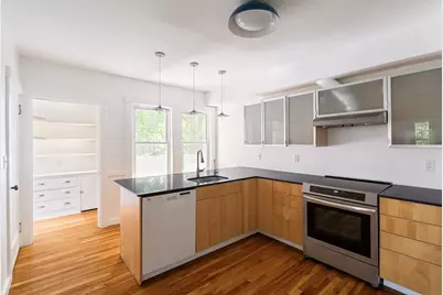 8-10 York Avenue #10, Watertown, MA 02472 - Photo 7