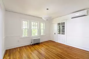 8-10 York Ave, Watertown, MA 02472 - Photo 5