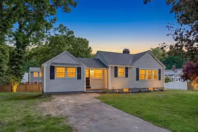 95 Circle Dr, Wrentham, MA 02093 - Photo 1