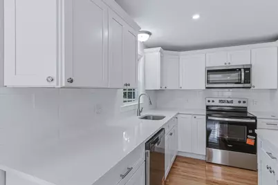 95 Circle Dr, Wrentham, MA 02093 - Photo 7