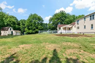 842 Wood St, Swansea, MA 02777 - Photo 35