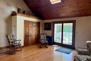 842 Wood St, Swansea, MA 02777 - Photo 9
