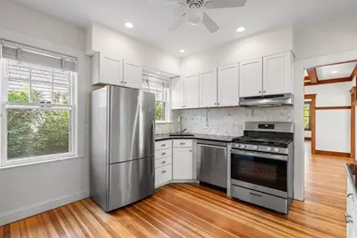 21 Kingsboro Park #1, Boston, MA 02130 - Photo 7