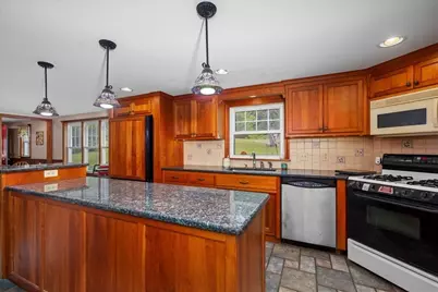 12 Mill Stone Rd, West Brookfield, MA 01585 - Photo 5