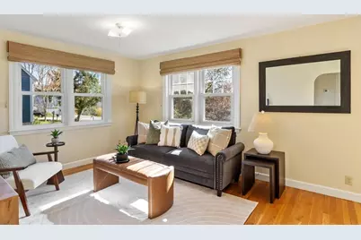16 Lakeview Dr, Littleton, MA 01460 - Photo 5