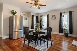 1037 Cove Rd, New Bedford, MA 02744 - Photo 3
