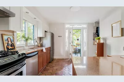 32 Bellis Circle, Cambridge, MA 02140 - Photo 13