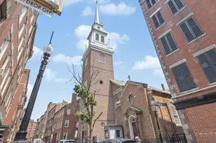 7 Unity St, Boston, MA 02113 - Photo 17