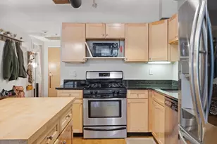 160 Fremont St, Worcester, MA 01603 - Photo 9