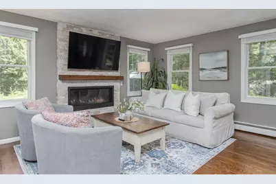 561 Old Dunstable Rd, Groton, MA 01450 - Photo 5