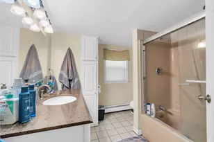 194 W Fifth St, Boston, MA 02127 - Photo 7