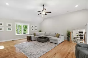109 Thurlow St, Georgetown, MA 01833 - Photo 21