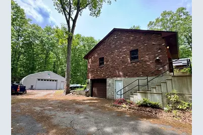 64 Number 10 Schoolhouse Rd, Charlton, MA 01507 - Photo 3