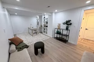 7 Berkeley St, Melrose, MA 02176 - Photo 23