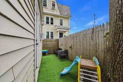 615 Robeson St, Fall River, MA 02720 - Photo 29