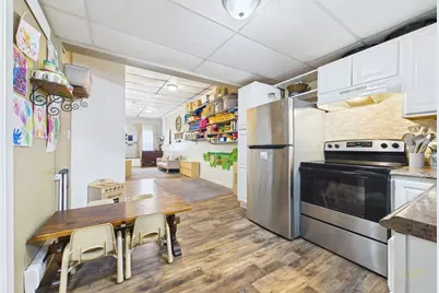 615 Robeson St, Fall River, MA 02720 - Photo 19