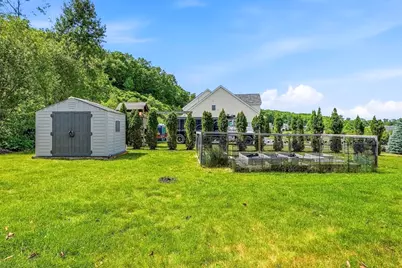 120 Mohawk Path, Holliston, MA 01746 - Photo 9