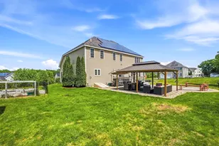 120 Mohawk Path, Holliston, MA 01746 - Photo 5