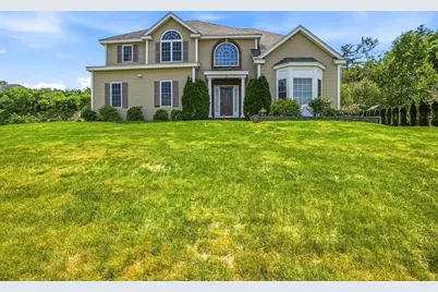 120 Mohawk Path, Holliston, MA 01746 - Photo 1