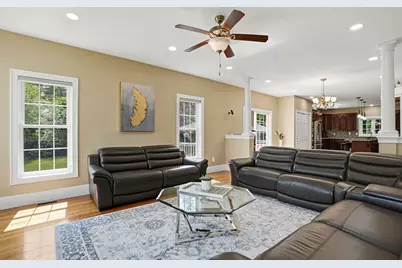 120 Mohawk Path, Holliston, MA 01746 - Photo 11