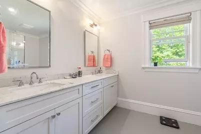 15 Proctor St, Manchester by the Sea, MA 01944 - Photo 27