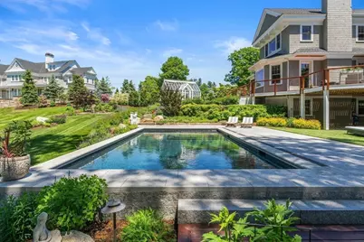 15 Proctor St, Manchester by the Sea, MA 01944 - Photo 5