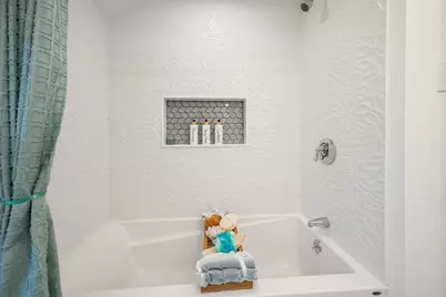 11 Lawndale Rd, Tyngsborough, MA 01879 - Photo 21