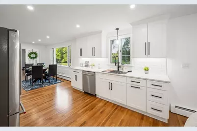 11 Lawndale Rd, Tyngsborough, MA 01879 - Photo 7