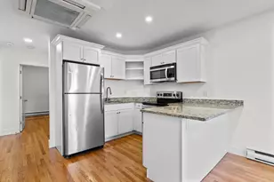 754 Huntington Ave, Boston, MA 02115 - Photo 1