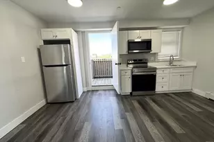 189 E Merrimack St, Lowell, MA 01852 - Photo 1