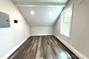 189 E Merrimack St, Lowell, MA 01852 - Photo 3