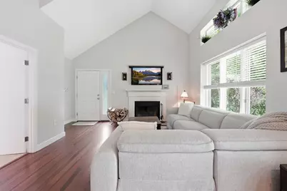 13 Corey Way #13, Northborough, MA 01532 - Photo 5