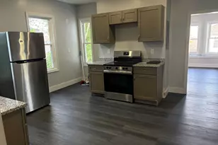 19 Rodney St, Worcester, MA 01605 - Photo 3