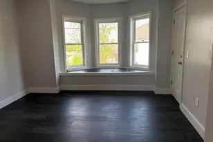 19 Rodney St, Worcester, MA 01605 - Photo 1