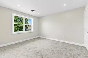 42 Ross St, Fall River, MA 02723 - Photo 23