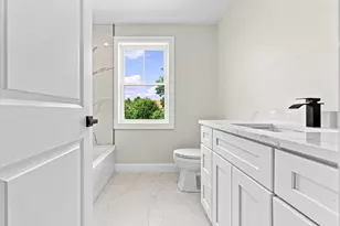 42 Ross St, Fall River, MA 02723 - Photo 19